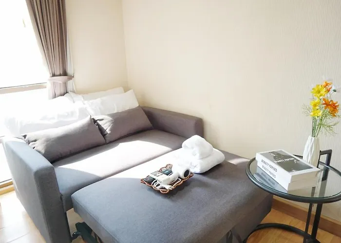 Executive 1br And Sofa Bed 150m To Nana Bts Bangkok